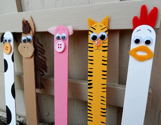 Craft Stick Farm Animals - Easy Popsicle Crafts for Kids