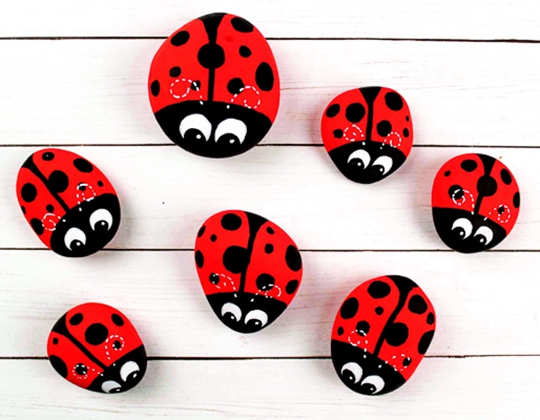 Lady Bug Rock Art - Easy Popsicle Crafts for Kids