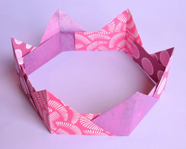 Origami Crown Craft - Toilet Paper Roll Crafts