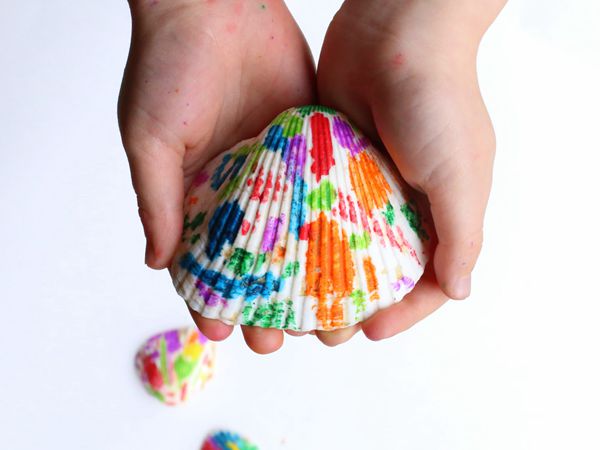 Melted Crayon Seashells - Easy Seashell Crafts for Kids