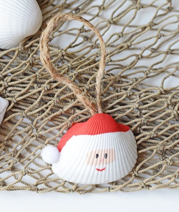 Santa Claus Seashell Christmas Ornament - Easy Seashell Crafts for Kids